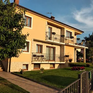 https://mariabeppi.in-istria.net