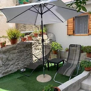  Apartment Romana