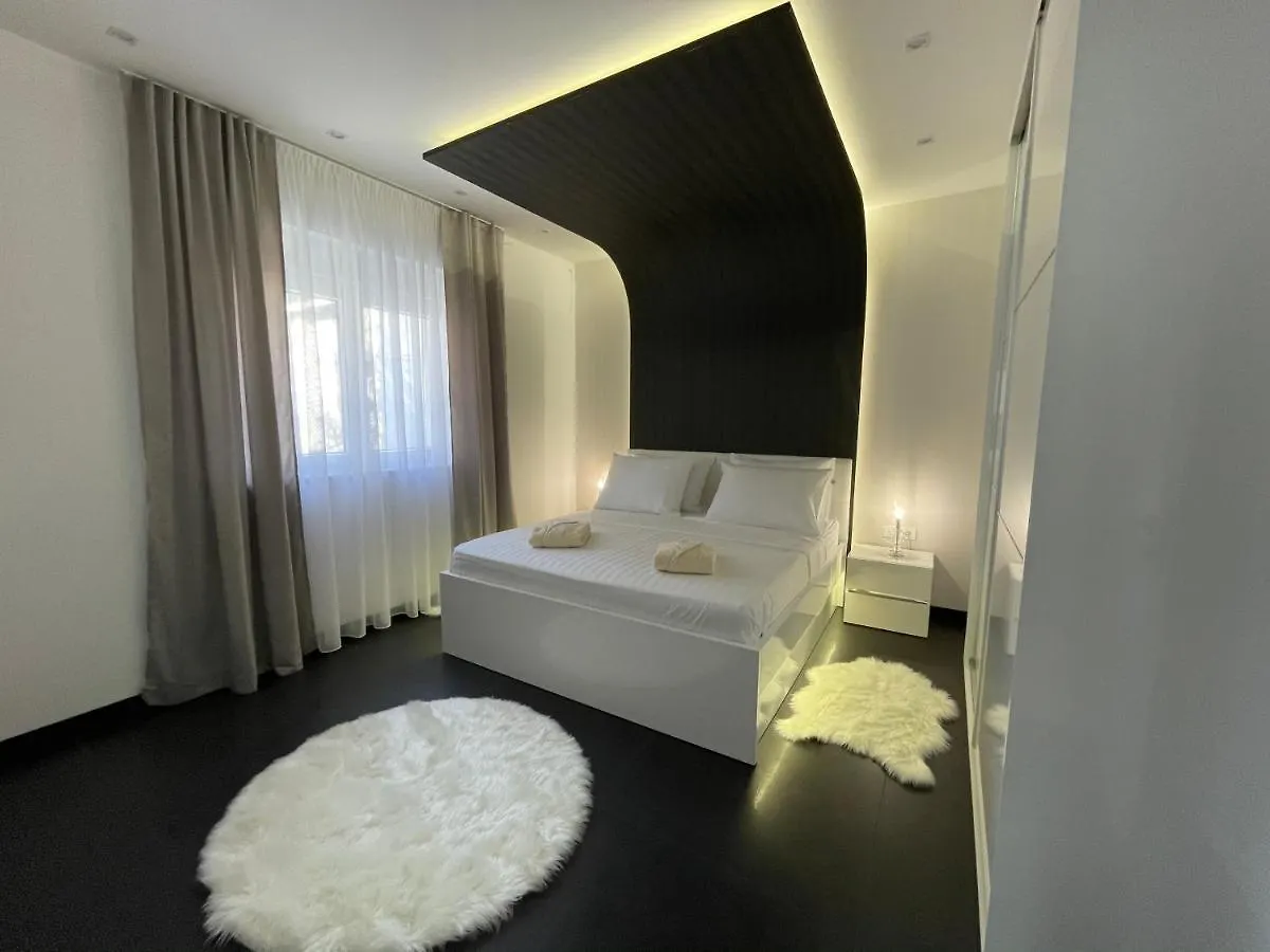 Sky Garden Trogir 아파트