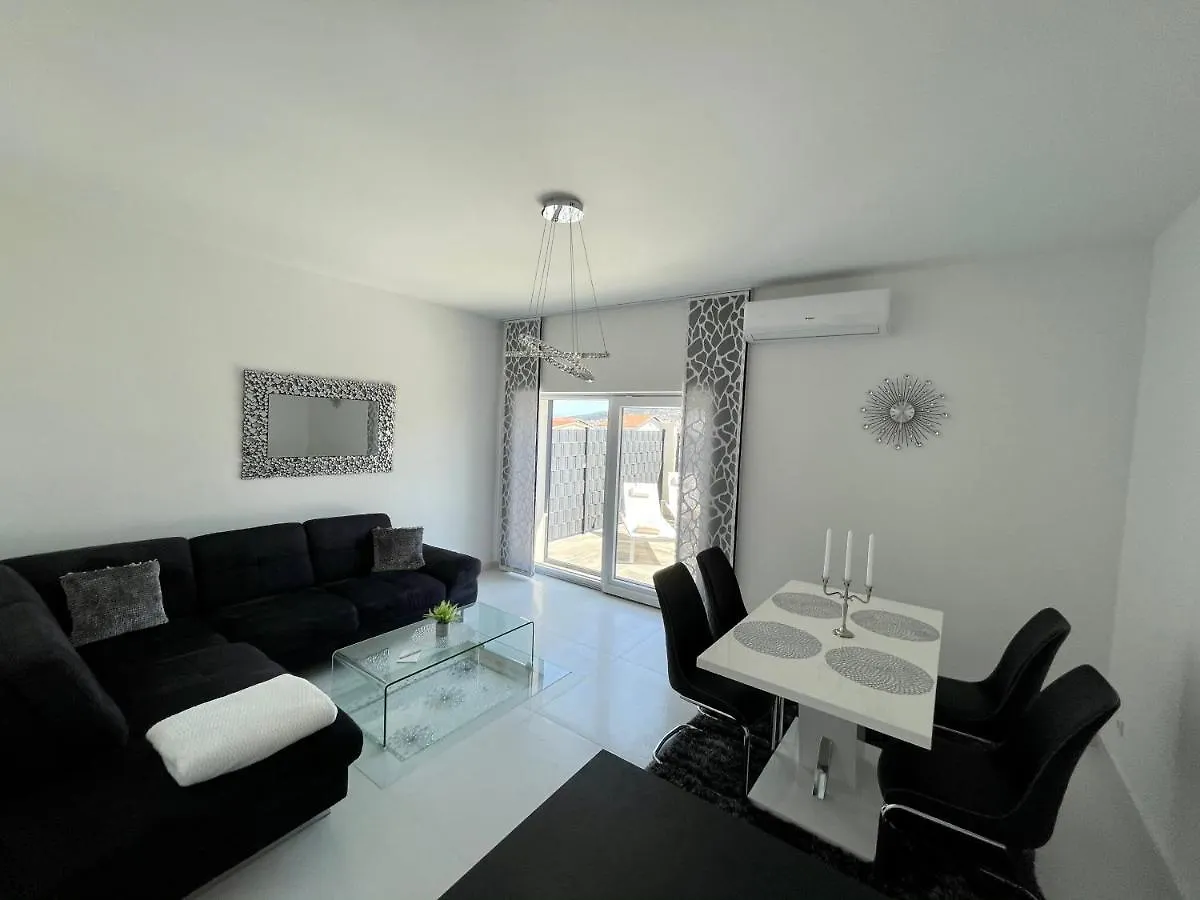 Sky Garden Trogir 아파트 크로아티아